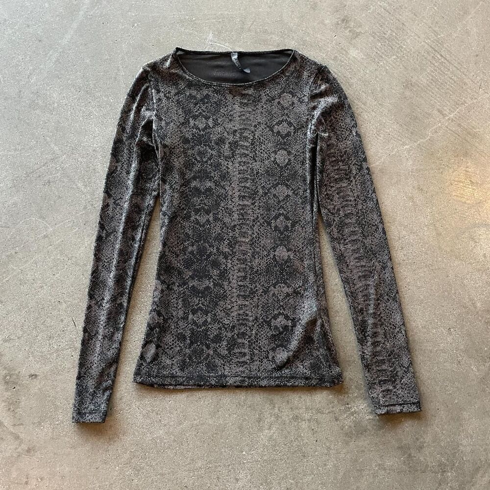 Women's Sheer crocodile long sleeve size small